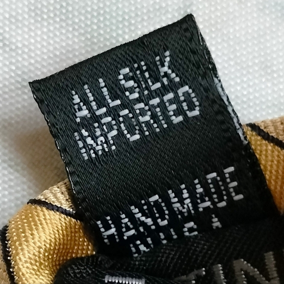 XMI PLATINUM SILK NECKTIE TIE Interlocking Circles Blue Yellow Hand Made in USA - Picture 3 of 9